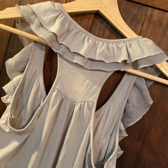 Eyeshadow Ruffle Tank Top - Picture 6 of 8